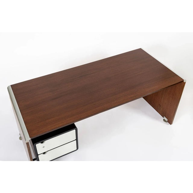 Mid-Century Modern Rare Mid Century French Modern Ar180 Desk by Alain Richard 1970s For Sale - Image 3 of 11