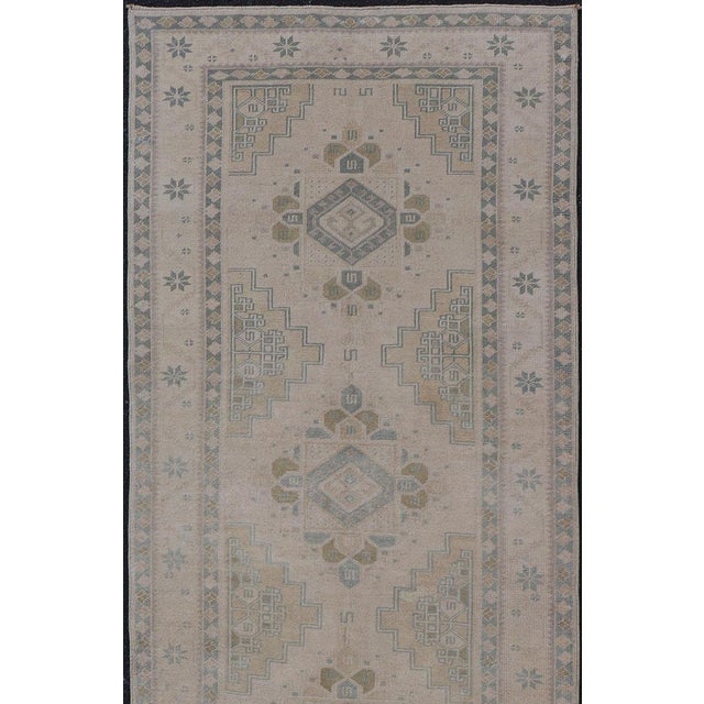 Vintage Turkish Oushak Runner in Neutral Tones, Taupe, Gray Green, Yellow 3'2 X 10'8 For Sale In Atlanta - Image 6 of 12