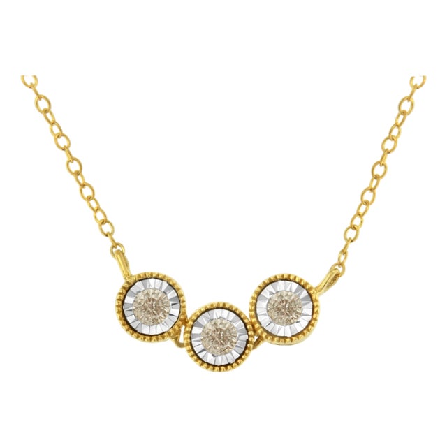 Two-Toned Sterling-Silver Champagne Diamond 3 Stone Necklace (1/4 cttw, K-L Color, I2-I3 Clarity) For Sale