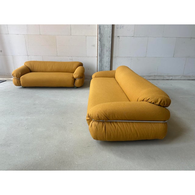 Yellow Bouclé Sesann Sofa by Gianfranco Frattini for Cassina, 1970s For Sale - Image 9 of 11