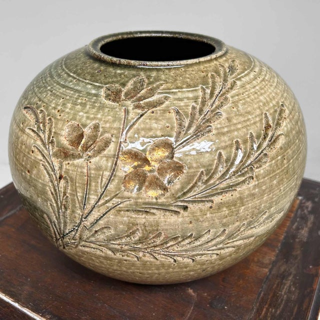 Mid-Century Modern Mid-Century Shigaraki Ikebana Flower Vase, 1970s For Sale - Image 3 of 14