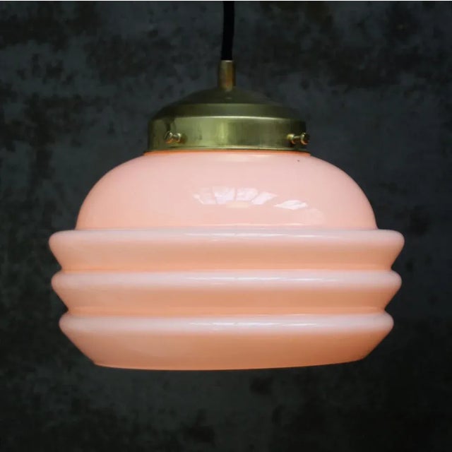 Mid-Century Modern French Pink Reeded Clichy Glass Pendant Lamp For Sale - Image 3 of 7