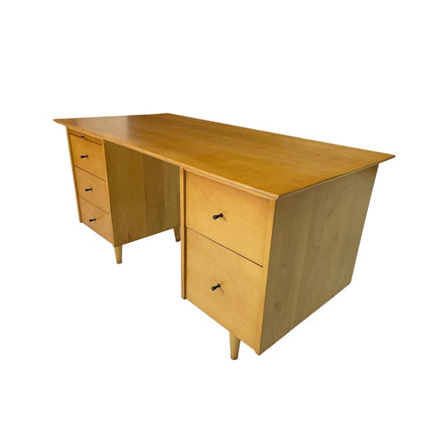 1950s Attributed to Paul McCobb for Planner Group Maple Double Pedestal Desk, 1950s For Sale - Image 5 of 18