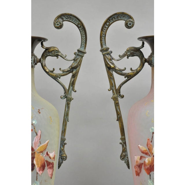 Early 20th Century Antique English Victorian Rainbow Glass Hand Painted Birds Table Lamp - A Pair For Sale - Image 4 of 12