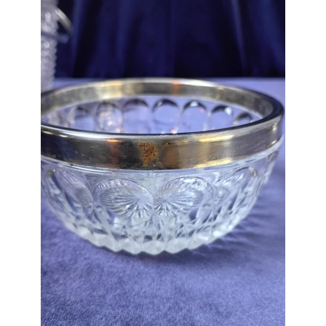 Leonard 1960s Art Deco Pressed Glass and Silver Rim With Ice Bucket Coasters Pinch Bowl and French Claw Ice Tongs - 5 Piece Bar Set For Sale - Image 4 of 17