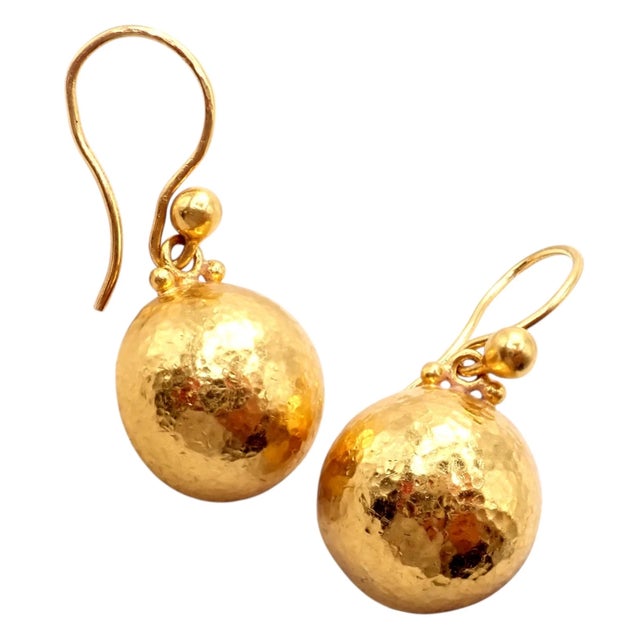 Late 20th Century Late 20th Century Gurhan 24k Yellow Gold Hammered Ball Earrings, A Pair For Sale - Image 5 of 11