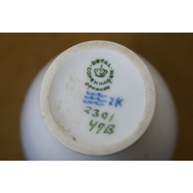 Mid 20th Century Royal Copenhagen 2301 Cherry Blossom Dragonfly Bud Vase Urn For Sale - Image 12 of 12