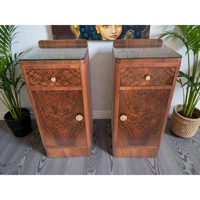 Art Deco Bedside Cabinets in Walnut, 1930, Set of 2 For Sale - Image 6 of 18