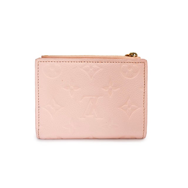 Modern Louis Vuitton Lisa Monogram Empreinte Pink Opale Leather Gold Hardware Wallet For Sale - Image 3 of 11