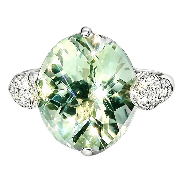 Late 20th Century Size 7 14K White Gold Green Amethyst Pave Diamond Ring For Sale