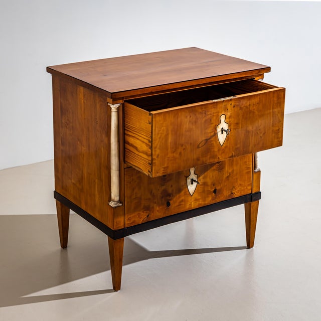 Small Chest of Drawers With Marble Columns, Southern Germany, Circa 1810–1820 For Sale - Image 4 of 6