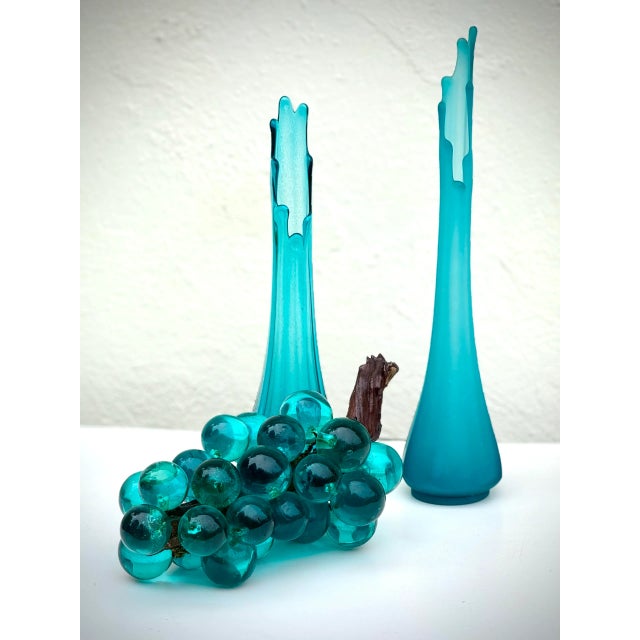 Art Glass Vase -Vintage Mid Century Tall Turquoise Cerulean Blue Frosted (Sea Glass) For Sale In Los Angeles - Image 6 of 8
