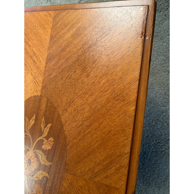 Wood Vintage French Provincial Louis XV Style Walnut Marquetry Coffee Table With Floral Inlay For Sale - Image 7 of 9