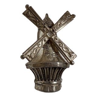 Vintage Sterling Silver Dutch Windmill Brooch With Articulated and Spin Sails by Lang Jewelry (Circa 1940s – 1950s) For Sale