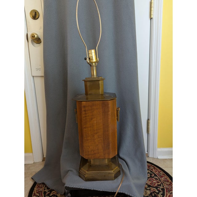 Wood Vintage Burlwood and Brass Hexagonal Table Lamp For Sale - Image 7 of 9