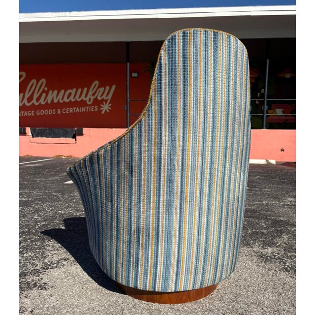 Restored Mid Century Adrian Pearsall Swivel Club Chair For Sale In Tampa - Image 6 of 12