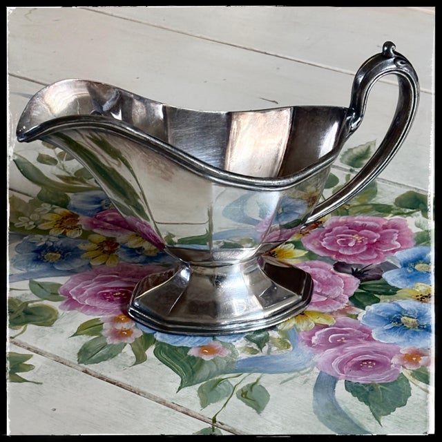 Contemporary Vintage SilverPlate Gravy Boat Jug 1007-C For Sale - Image 3 of 6