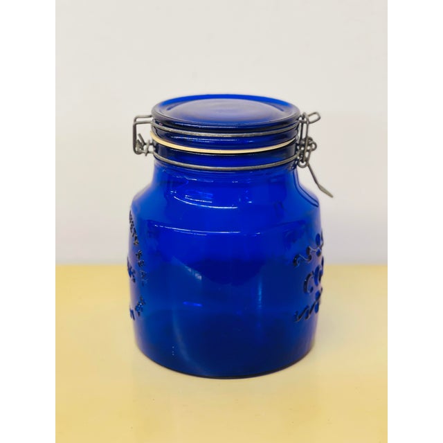 English 1970s Vintage Italian Cobalt Blue Glass Cookie Jar For Sale - Image 3 of 7