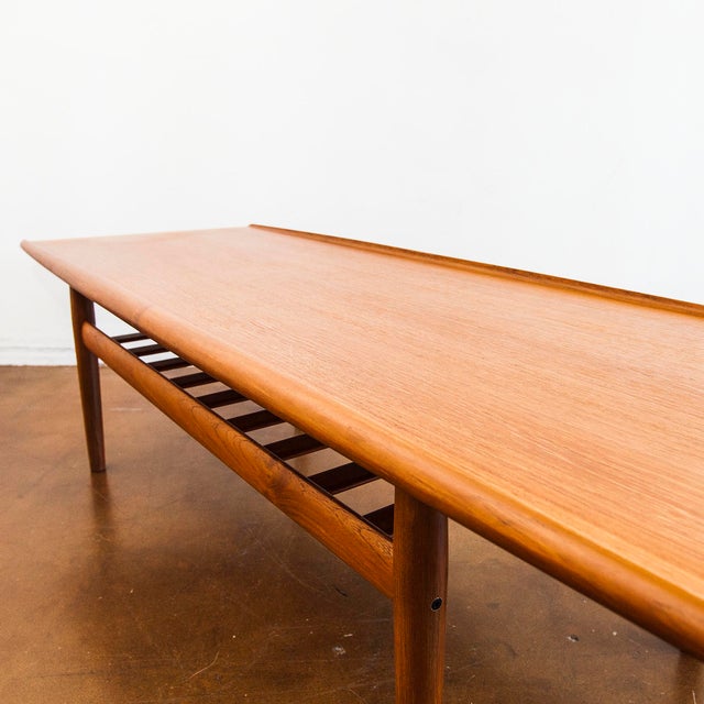 1960s 1960s Vintage Danish Teak Surfboard Coffee Table by Grete Jalk for Glostrup For Sale - Image 5 of 12