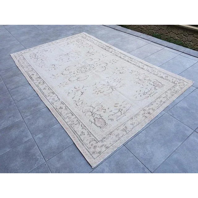 Art Deco 1960s 5x9 Anatolian Handknotted Floor Rug For Sale - Image 3 of 11