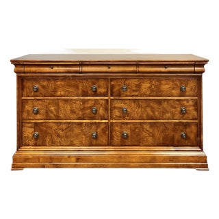 Ethan Allen Townhouse Collection 9 Drawer Dresser For Sale