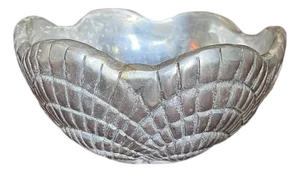 Mid 20th Century Hollywood Regency Round Silver Metal Clam Shell Serving Bowl