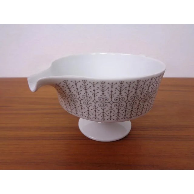 1960s Porcelain Sauce Boat by Tapio Workkala for Rosenthal, 1960s For Sale - Image 5 of 13