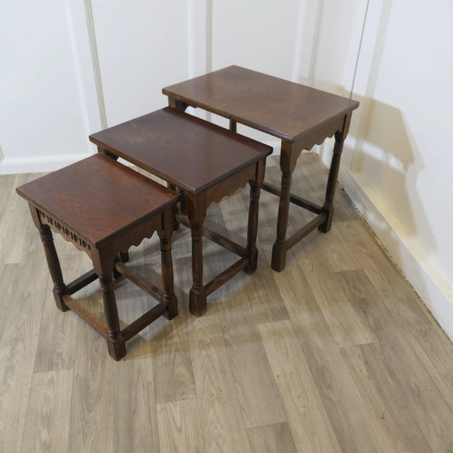 1950s Vintage Nesting Tables in Oak, 1950s, Set of 3 For Sale - Image 5 of 6