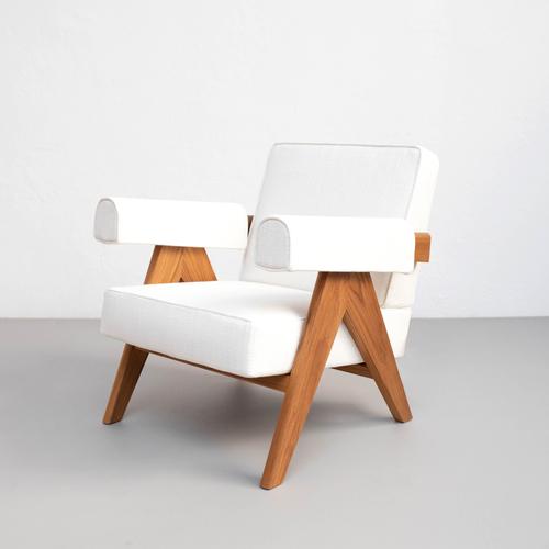 053 Capitol Complex Armchairs by Pierre Jeanneret for Cassina, Set of 2 For Sale - Image 3 of 18