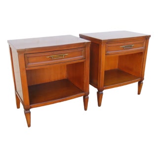 Mid Century Modern Side End Tables Nightstands a Pair 6306 For Sale