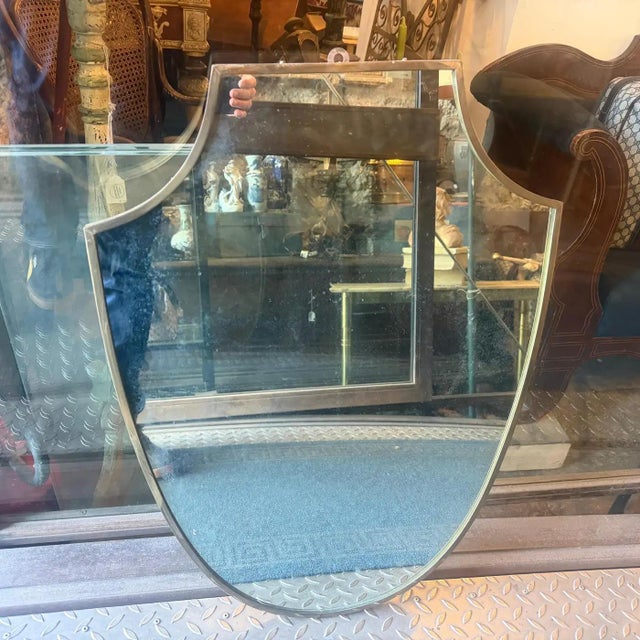 1950s Gio Ponti Style Mid-Century Modern Brass Shield Italian Wall Mirror For Sale - Image 10 of 13