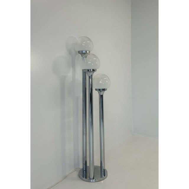 AVMazzega Italian Chrome and Murano Glass Floor Lamp from Mazzega, 1970s For Sale - Image 4 of 13