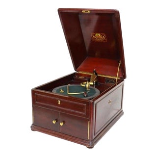 Victor Talking Machine Co. Victrola Vvxi Walnut Tabletop Phonograph C1920 For Sale