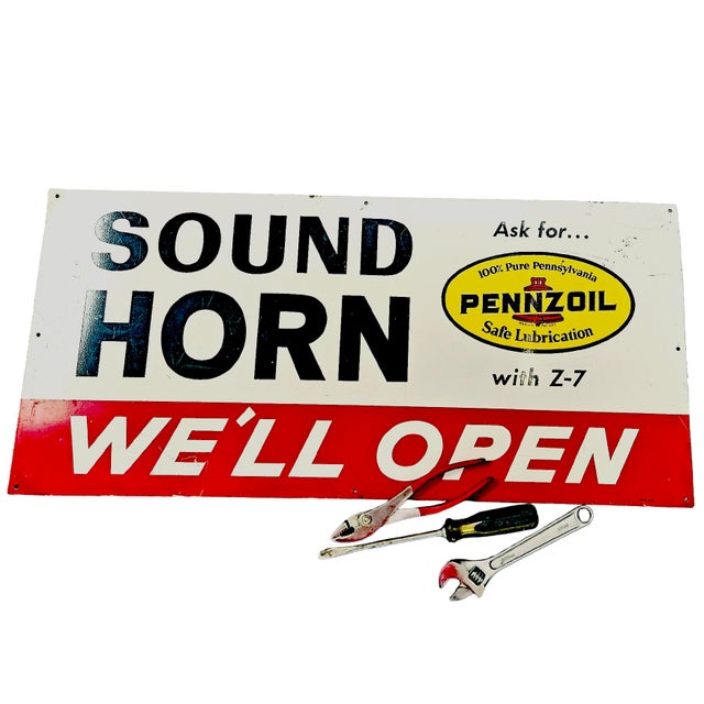 Vintage 1969 Pennzoil "Sound Horn We'll Open" Metal Gas Station Sign For Sale In Dallas - Image 6 of 11
