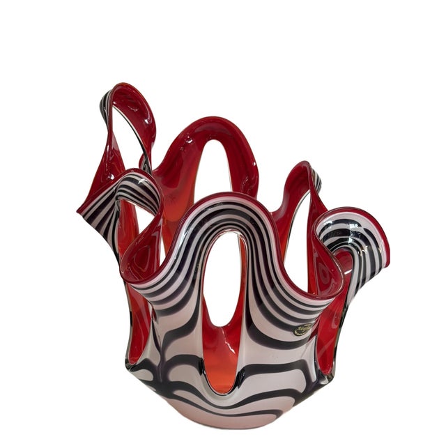 1970s Hand -Blown Art Glass Vase in 'Erupt' Pattern by Jozefina for Krosno Poland For Sale - Image 4 of 14