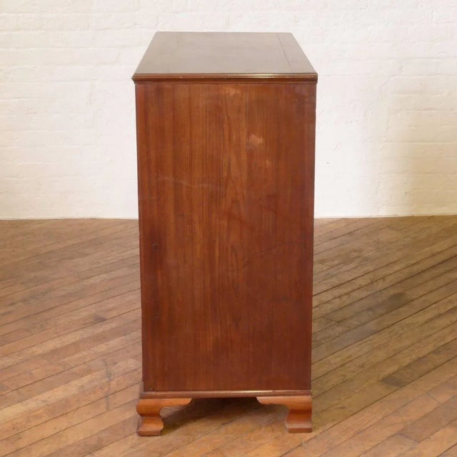 This fine George III mahogany secretaire chest of drawers is in excellent condition for its 200+ years. Giving the...