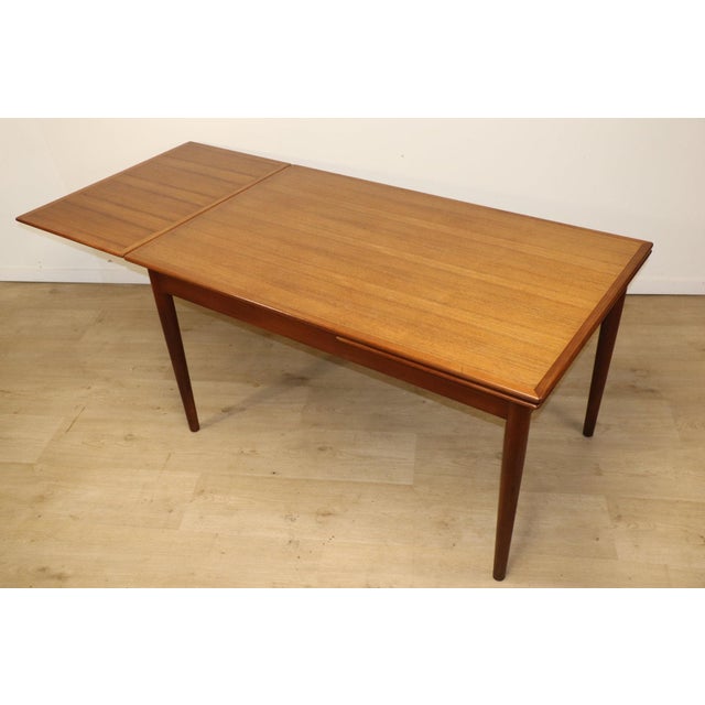 Vintage Scandinavian Extendable Danish Teak Dining Table, 1960 For Sale - Image 4 of 18