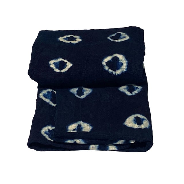 Fine Plain Indigo Cloth - Mossi Tribe Burkina Faso 67" H by 40" W For Sale - Image 4 of 8