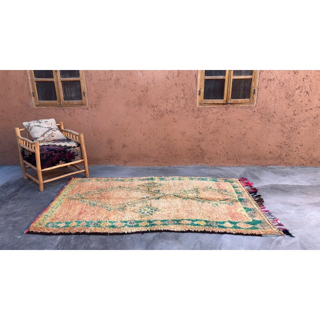 Peach Moroccan Ait Bou Sbaa Vintage Rug 5x8 Ft For Sale - Image 8 of 12