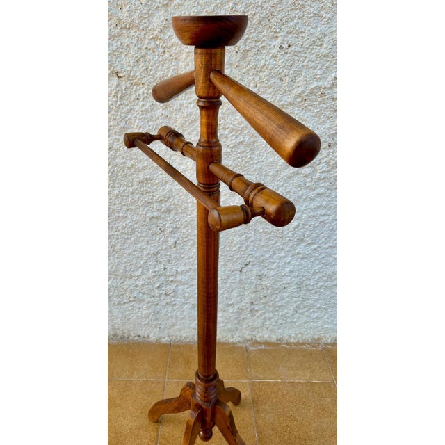 Vintage Oak Wood Coat Rack, Spain, 1950 Beautiful and useful vintage oak wood coat rack, made in Spain, in the 50s.