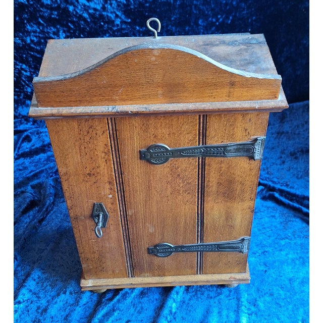 Antique German Art Nouveau Medicine Cabinet in Light Brown Beech, 1890s For Sale - Image 5 of 6