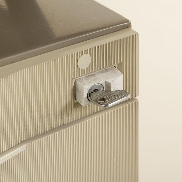 Mid-Century Desk by BBPR for Olivetti Synthesis, Italy, 1970s For Sale - Image 10 of 18