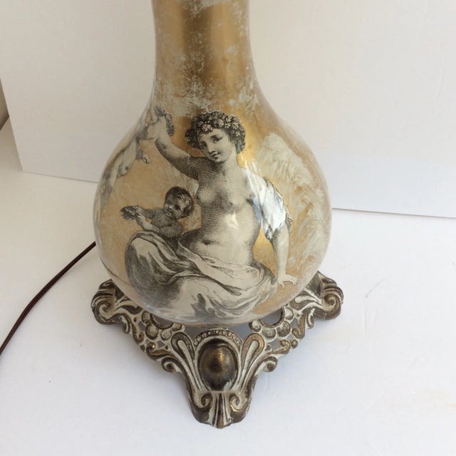 Vintage Eglomise Cherub Rococo Lamp For Sale In San Antonio - Image 6 of 8