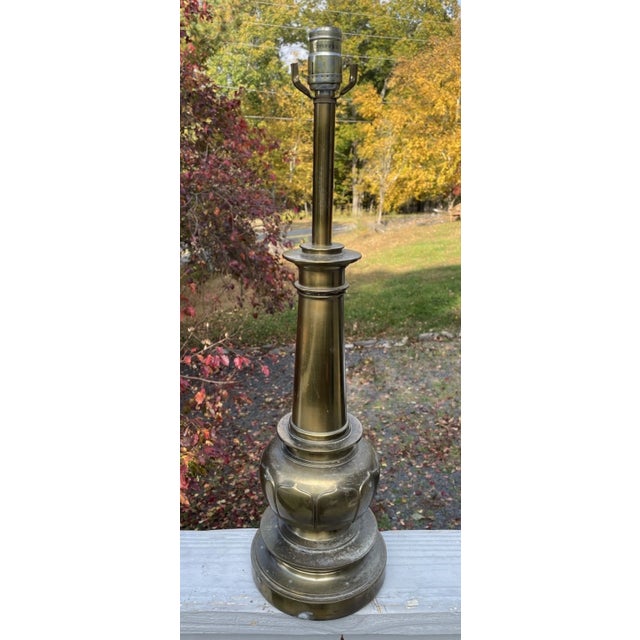 Brass Vintage Mid-Century Modern Stiffel 'Lotus' Banquet Table Lamp Brass Lighting For Sale - Image 8 of 18