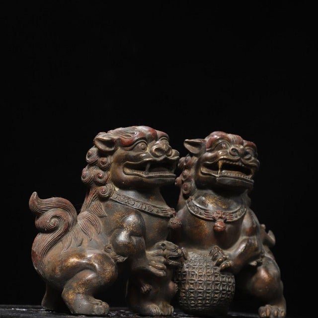 Chinese Pair of Vintage Chinese Gilt Bronze Foo Dogs – Buddhist Guardian Lions With Brocade Ball For Sale - Image 3 of 11