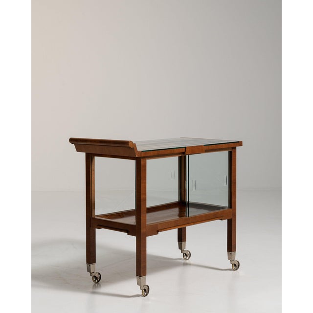 Wood 1930-1939 France Rich Walnut Brown Glass-Front Walnut Bar Cart For Sale - Image 7 of 11
