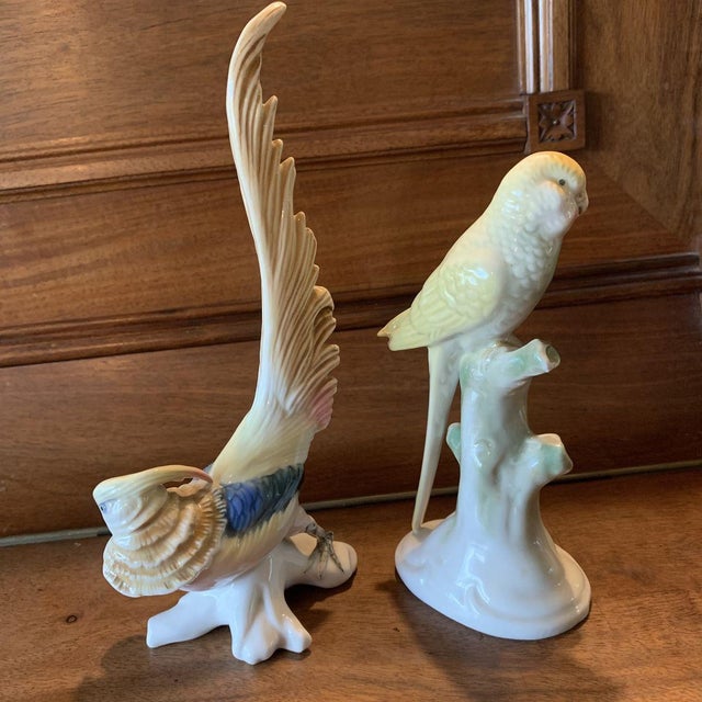 1940s Porcelain Birds, Set of 2 For Sale - Image 5 of 12