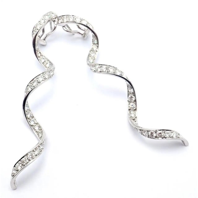 Contemporary Mid 20th Century Harry Winston Diamond Twisted Long Hanging Drop Platinum Earrings, A Pair For Sale - Image 3 of 14
