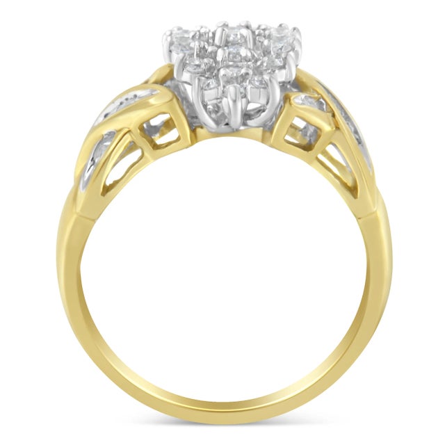 Let yourself be dazzled by this 1/2ct TDW diamond ring. Glittering round cut diamonds create a star like center cluster....