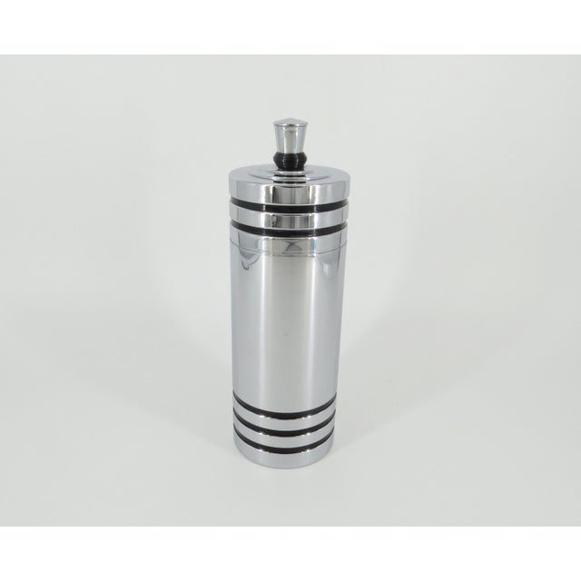 Howard Reichenbach 1930s Howard Reichenbach for Chase Art Deco Cocktail Shaker For Sale - Image 4 of 10